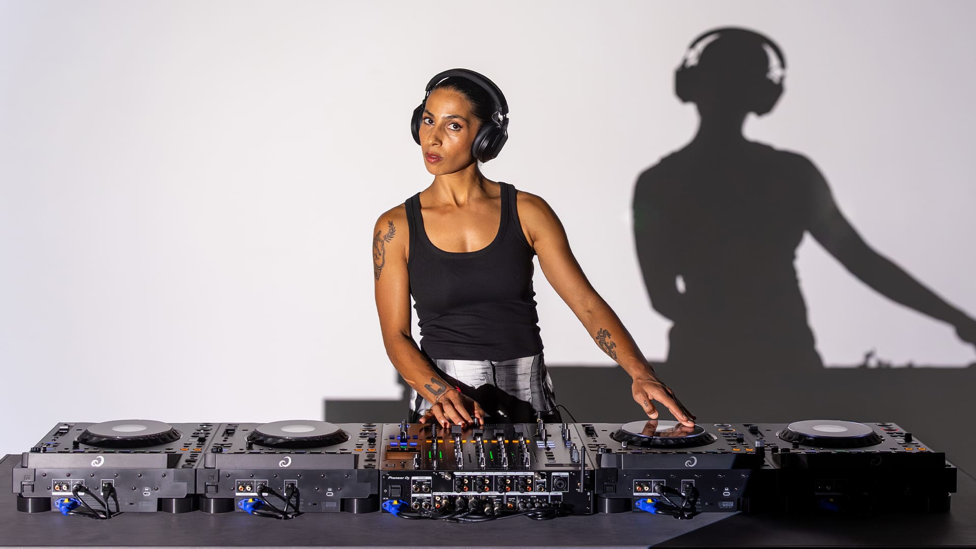 Introducing the CDJ-3000X: AlphaTheta’s next-generation professional DJ player – Empowering creative freedom with cloud and streaming support - AV Today Magazine