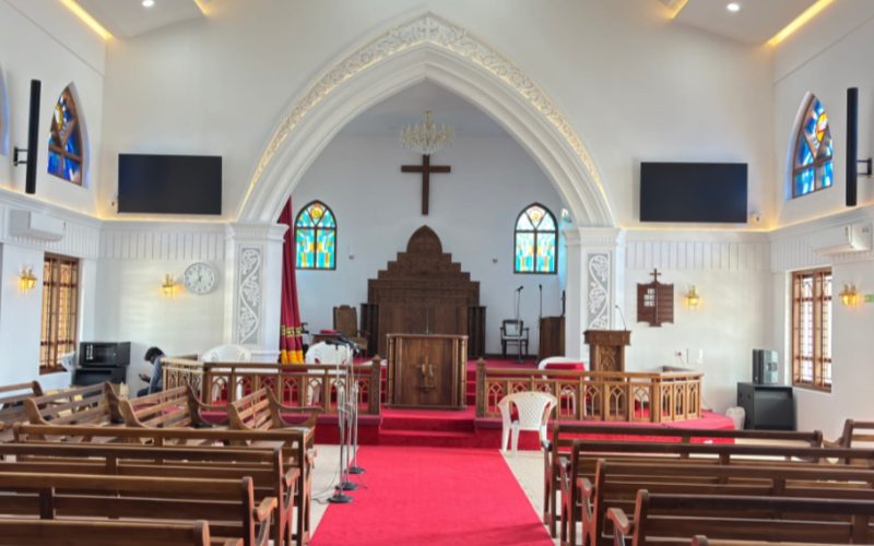Interior of St. Paul’s Mar Thoma Church in Kozhikode featuring Tannoy VLS 30 asymmetrical vertical line source speakers for wide coverage.
