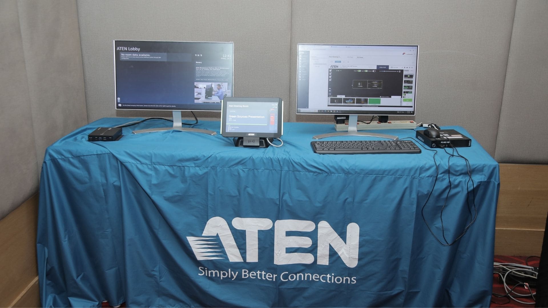 Karim Darwish, Country Manager of ATEN India, speaking at the event
