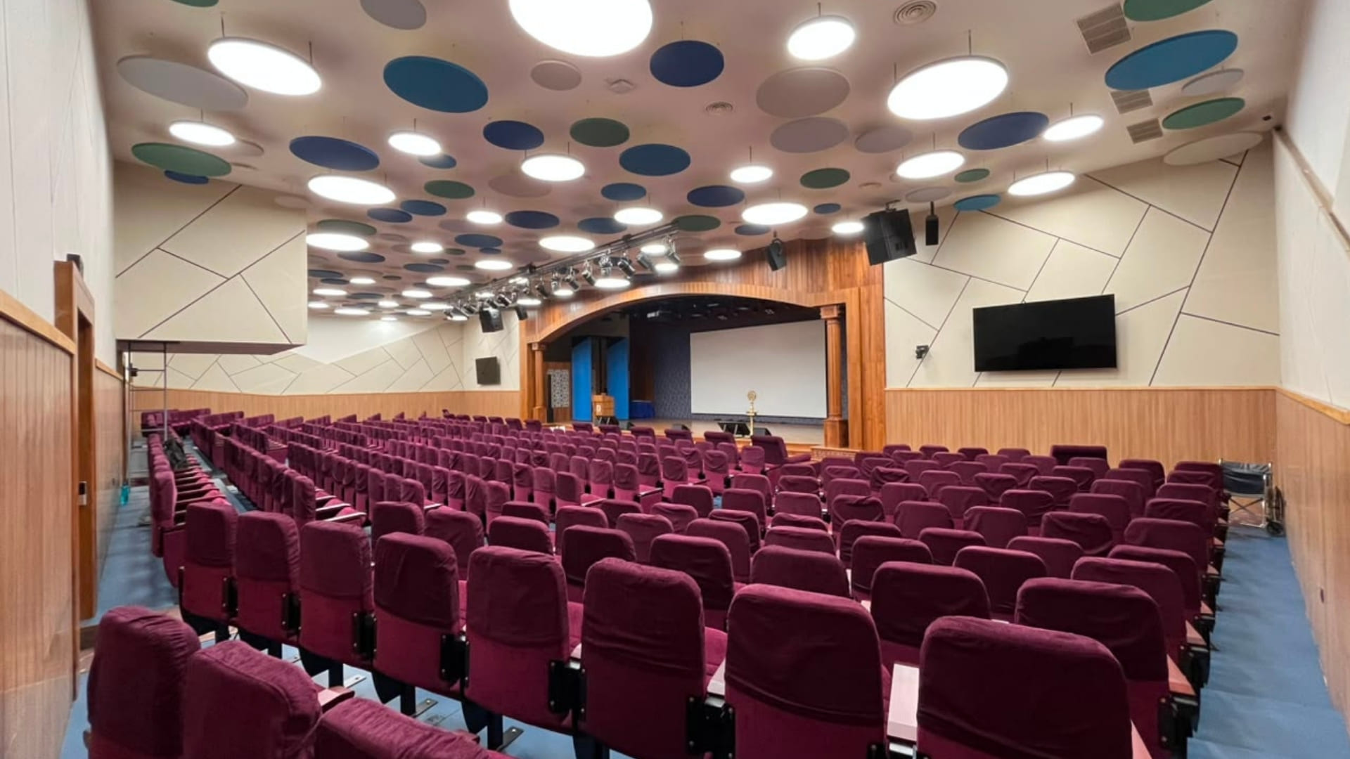 d&b audiotechnik sound system installed at Christ University auditorium