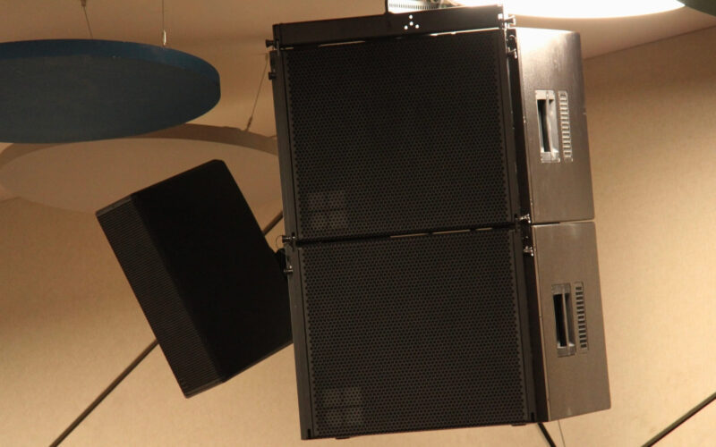 d&b U5 loudspeakers used as auditorium fills