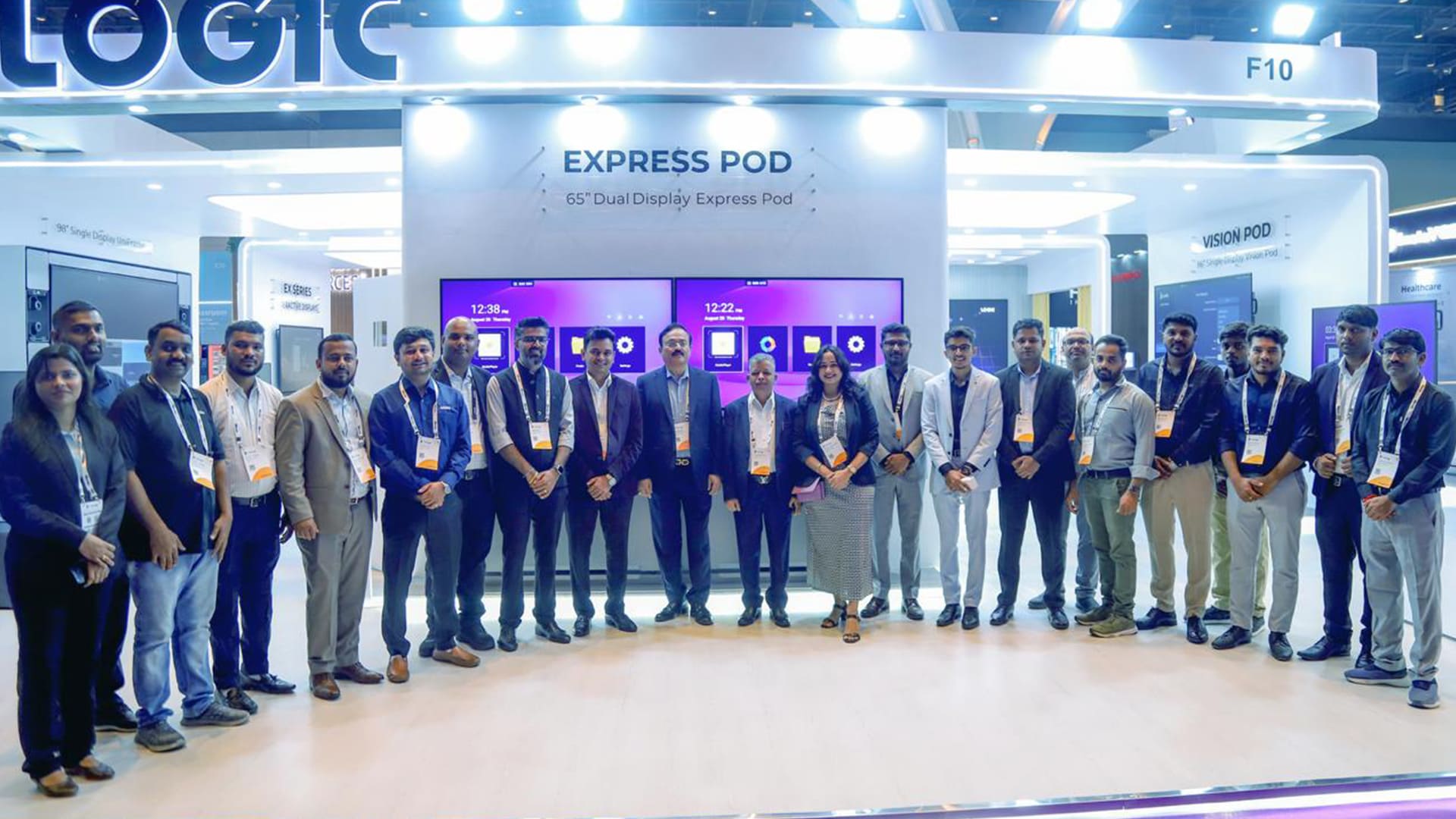 LOGIC Express POD and UniFrame workspace solutions for collaborative environments