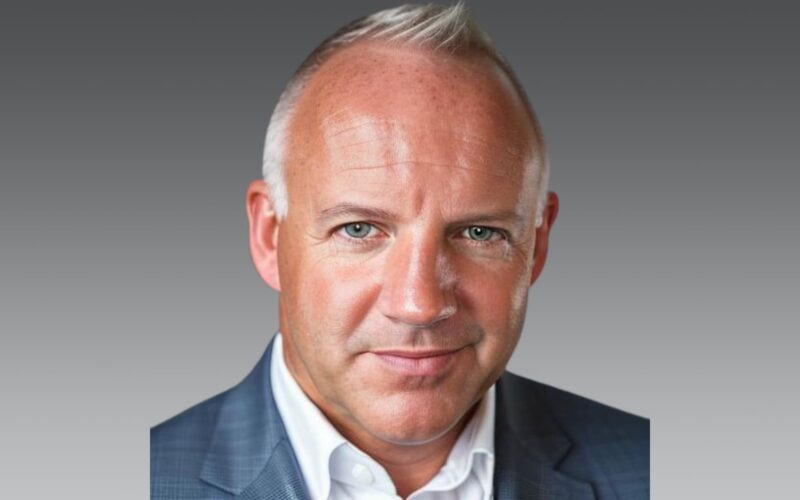 Julian Phillips, Senior Vice President at AVI-SPL